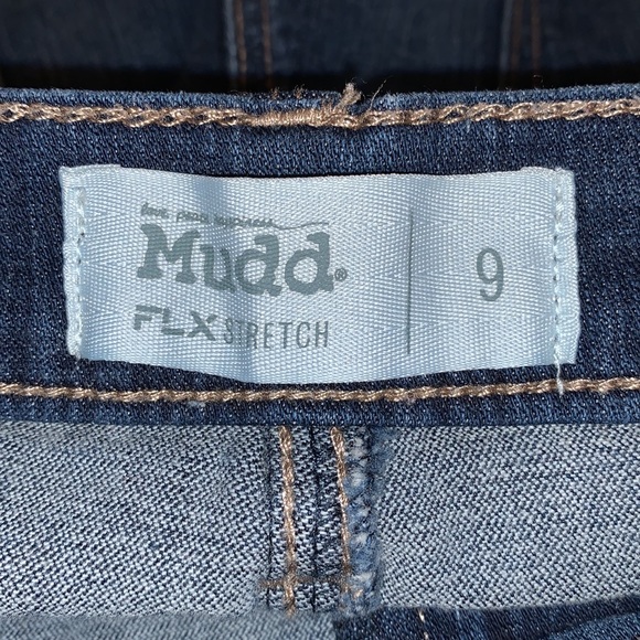 Mudd Shorts - Picture 3 of 6